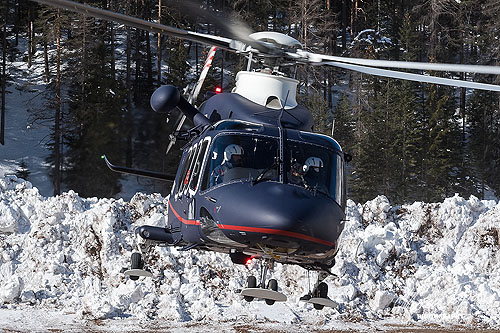 Hélicoptère AW139 CC01 Carabinieri