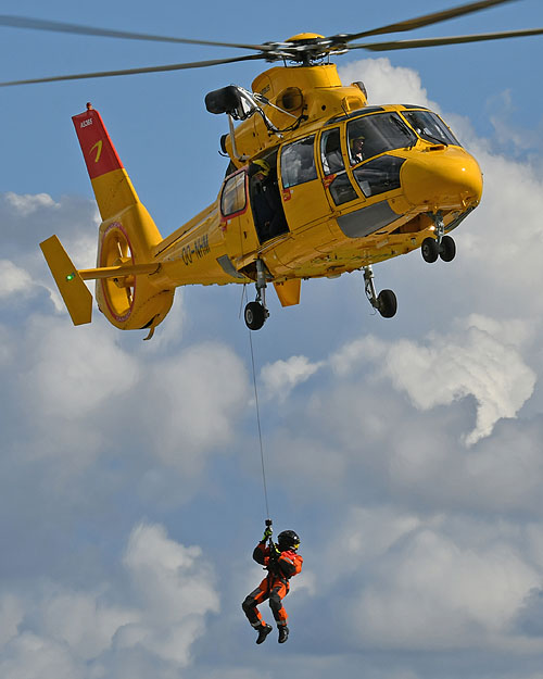 Hélicoptère AS365 Dauphin N3 OO-NHM de NHV