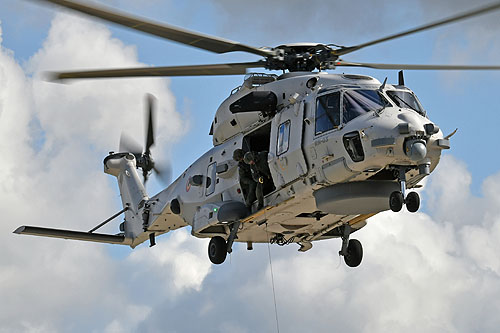 Hélicoptère NH90 Marine belge