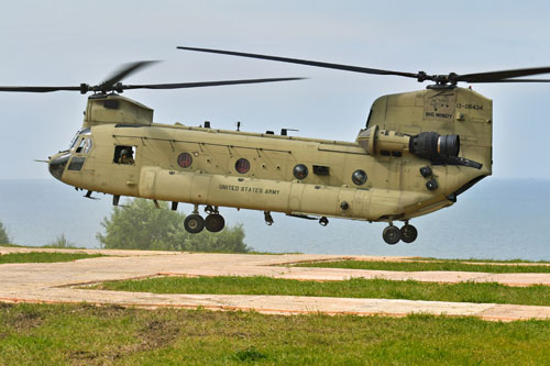 Hélicoptère CH47F Chinook américain