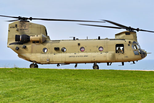 Hélicoptère CH47F Chinook américain