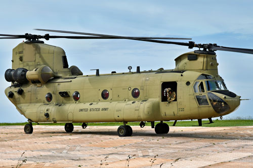 Hélicoptère CH47F Chinook américain