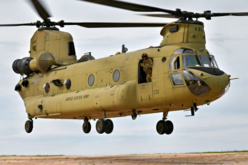 Hélicoptère CH47F Chinook américain