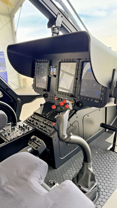 Hélicoptère H140 HEMS, cockpit