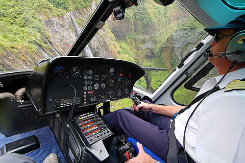 Cockpit hélicoptère AS350 Ecureuil