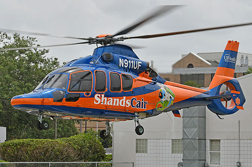 Hélicoptère EC155 N911UF ShandsCair, University of Florida Health, Gainesville