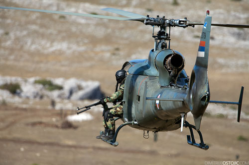 Hélicoptère Gazelle de l'armée de Serbie