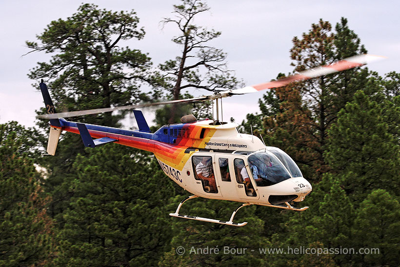 Hélicoptère BELL 206 Long Ranger de Papillon Grand Canyon Helicopters