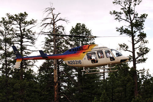 Hélicoptère BELL 206 Long Ranger de Papillon Grand Canyon Helicopters