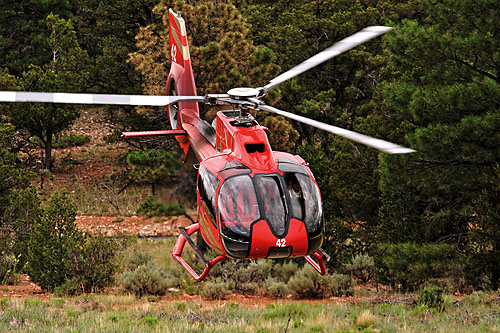 Hélicoptère EC130 de Grand Canyon Helicopters