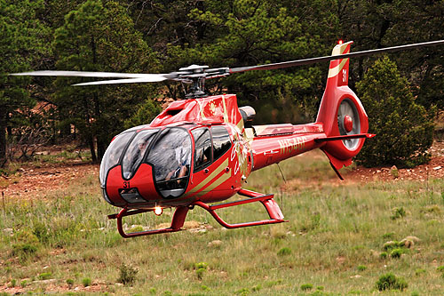 Hélicoptère EC130 de Grand Canyon Helicopters