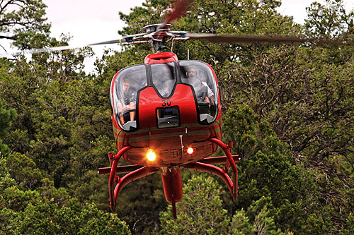 Hélicoptère EC130 de Grand Canyon Helicopters