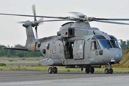 Hélicoptère MH101 de la Marine italienne (Marina Militare)