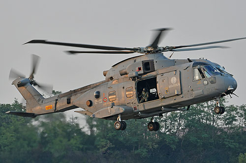 Hélicoptère MH101 de la Marine italienne (Marina Militare)