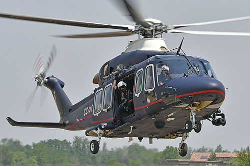 Hélicoptère AW139 de la Gendarmerie italienne (Carabinieri)