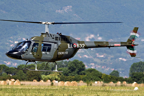 Hélicoptère Bell 206 l'Armée de Terre italienne (Esercito)