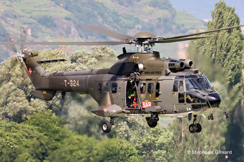 Hélicoptère AS332 SuperPuma Swiss Air Force T-324