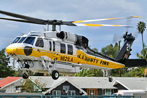 Hélicoptère S70 Firehawk N821LA LA County Fire (Los Angeles County Fire Department)