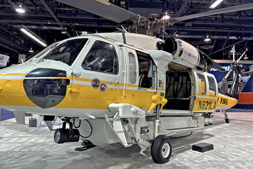 Hélicoptère S70 Firehawk N821LA LA County Fire (Los Angeles County Fire Department)