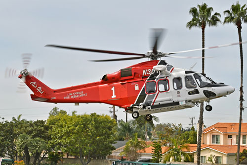 Hélicoptère AW139 N301FD LAFD AirOps