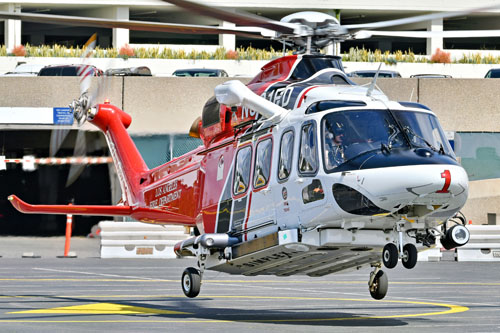 Hélicoptère AW139 N301FD LAFD AirOps