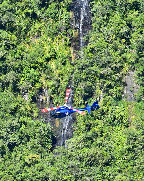 Air to Air au-dessus du Trou de Fer, sur l'île de La Réunion