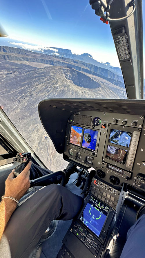 Vol en hélicoptère H130 au-dessus de l'île de La Réunion avec HELILAGON