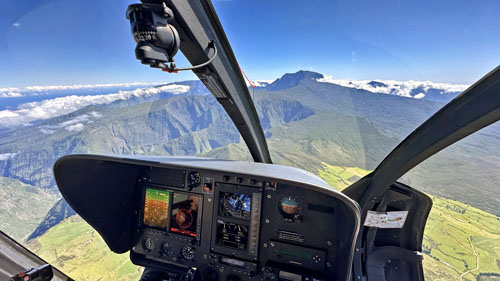 Vol en hélicoptère H130 au-dessus de l'île de La Réunion avec HELILAGON