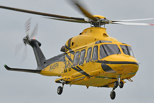 Hélicoptère AW139 N146PH de PHI