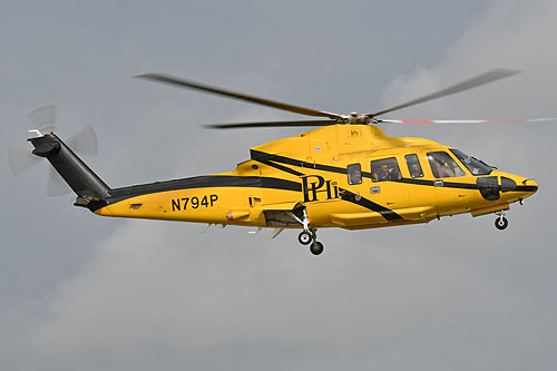 Hélicoptère S76 N794P de PHI