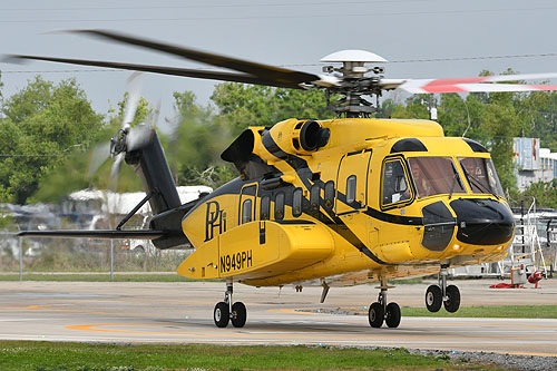 Hélicoptère S92 N949PH de PHI