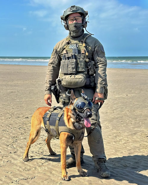 Chien et maître-chien de la Police belge (DSU)