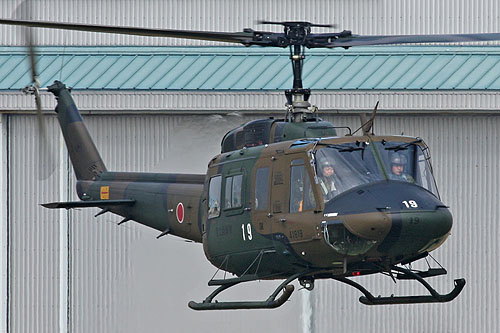 Hélicoptère UH1J Huey JGSDF