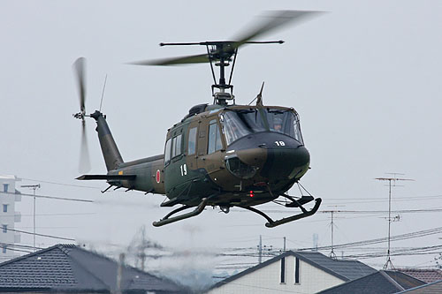 Hélicoptère UH1J Huey JGSDF