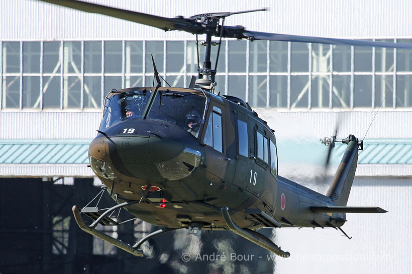 Hélicoptère UH1J Huey JGSDF