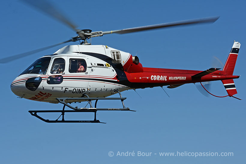 Hélicoptère AS350 Ecureuil de CORAIL Hélicoptère