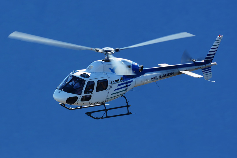 Vol au-dessus de l'île de La Réunion, à bord de l'AS350 Ecureuil d'HELILAGON