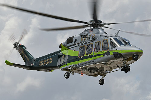 Hélicoptère AW139 N911FR Air Rescue 3 du Miami Dade Fire Rescue