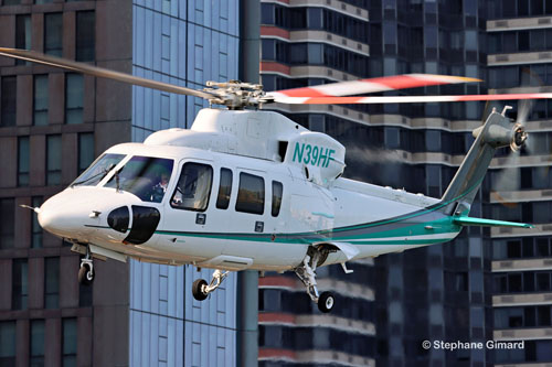 Hélicoptère S76 N39HF