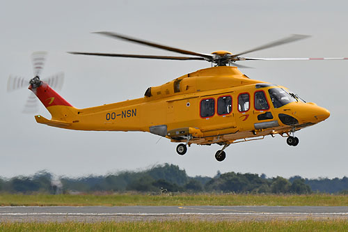 Hélicoptère AW139 OO-NSN de NHV