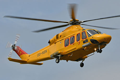 Hélicoptère AW139 OO-NSN de NHV