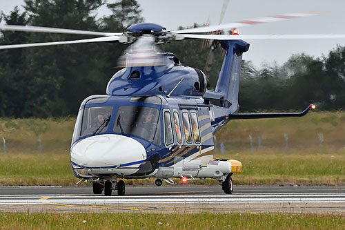 Hélicoptère AW139 G-VINJ de BABCOCK / BOND