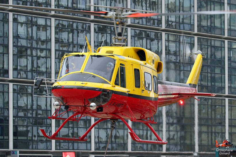 Heliconia Bell 212 helicopter