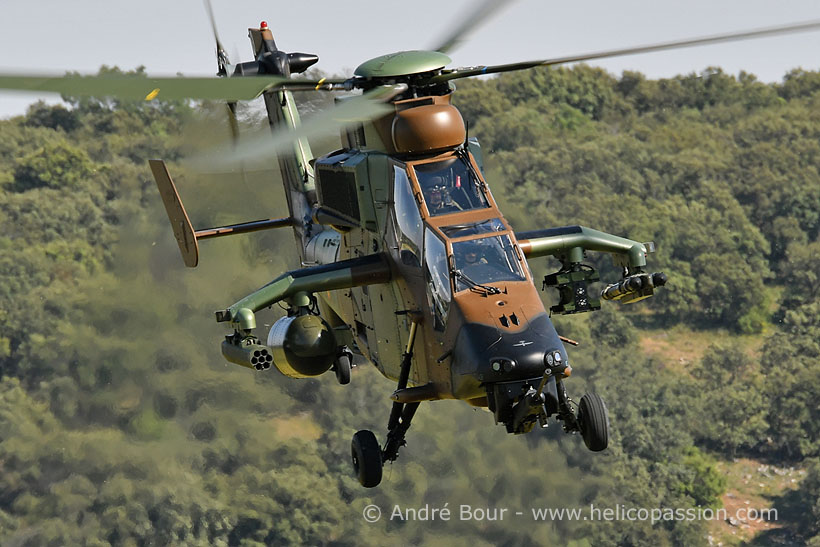 Spanish FAMET Tiger HAD attack helicopter