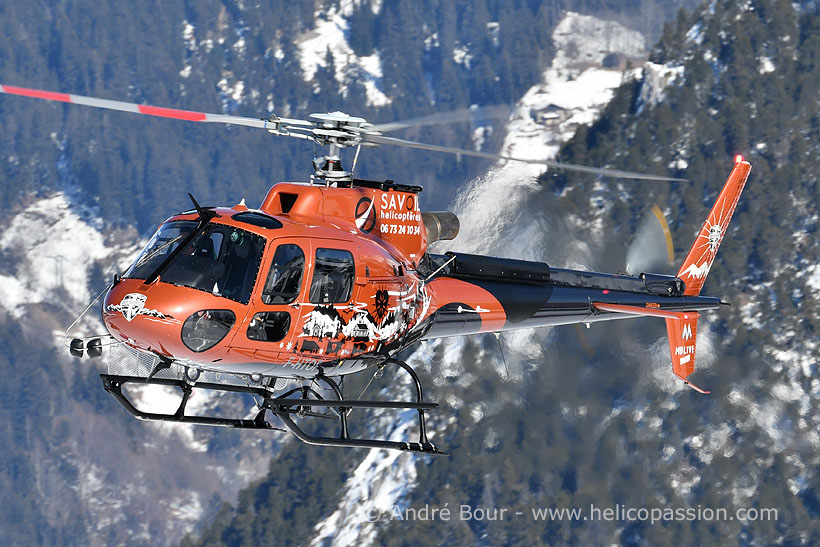 H125 helicopter in French Alps