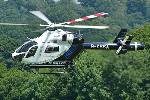 Hélicoptère de secours MD902 Explorer G-KSSA Kent Surrey Sussex Air Ambulance