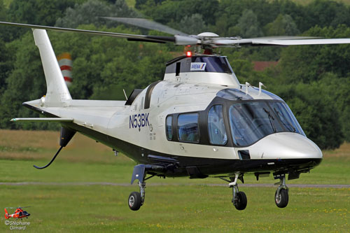 Hélicoptère AW109 N53BK ARENA AVIATION