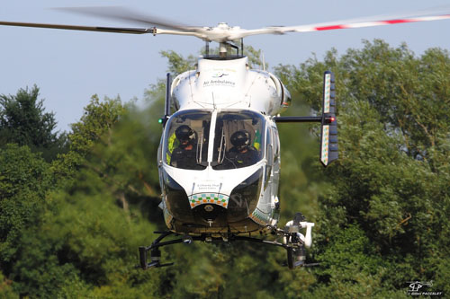 Hélicoptère de secours MD902 Explorer G-KSSA Kent Surrey Sussex Air Ambulance