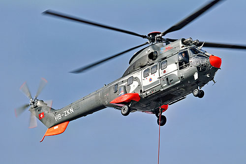 Hélicoptère AS332 SuperPuma HB-ZKN