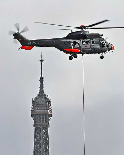 Hélicoptère AS332 SuperPuma HB-ZKN